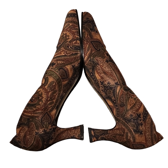 Vintage Stuart Weitzman Women's Paisley Suede Leather Heels w/Box Size 8.5B - Picture 4 of 11
